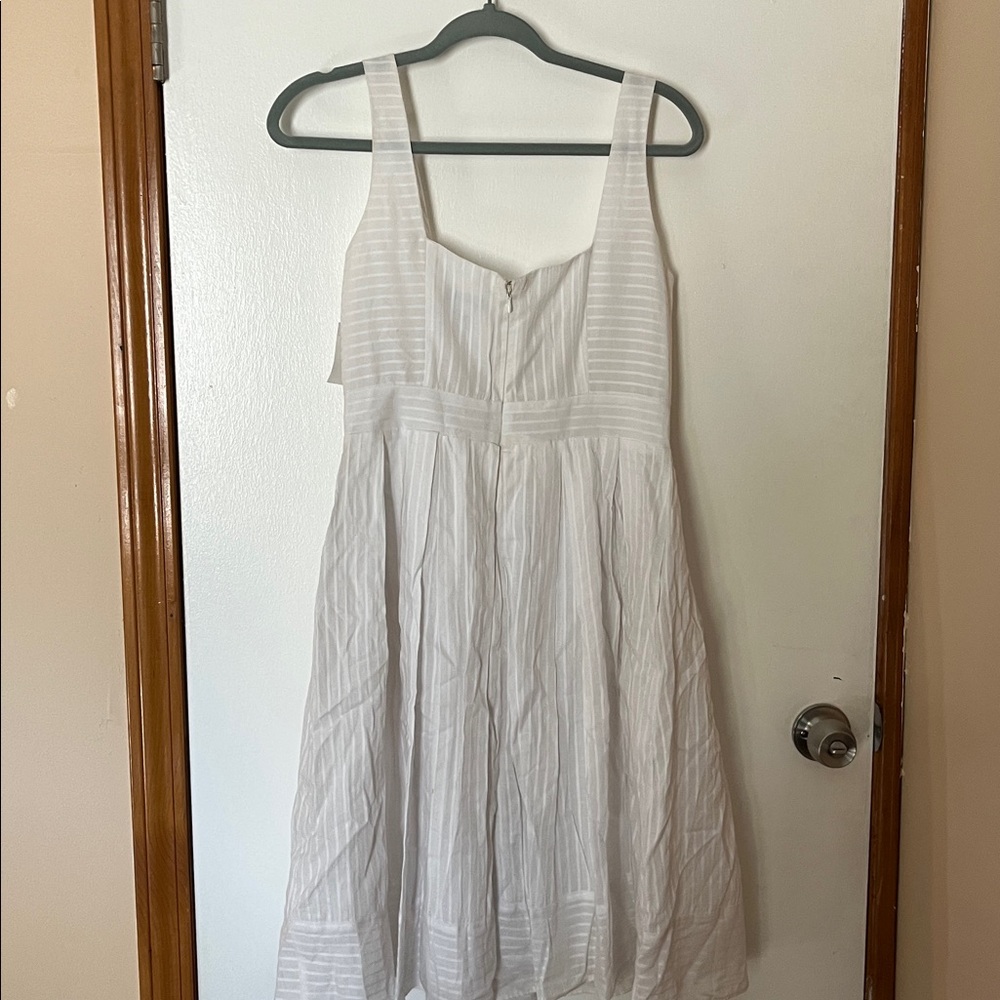 White sundress - Picture 3 of 7